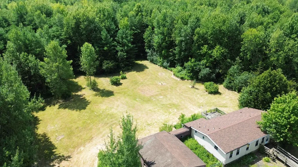 83 Hyde Road Grand Isle VT 05458