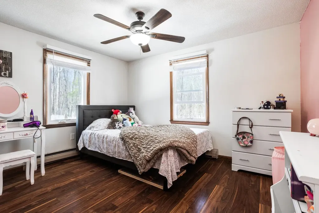 19 Pinewood Drive Somersworth NH 03878