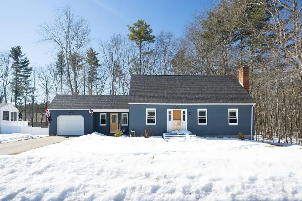 19 Pinewood Drive Somersworth NH 03878