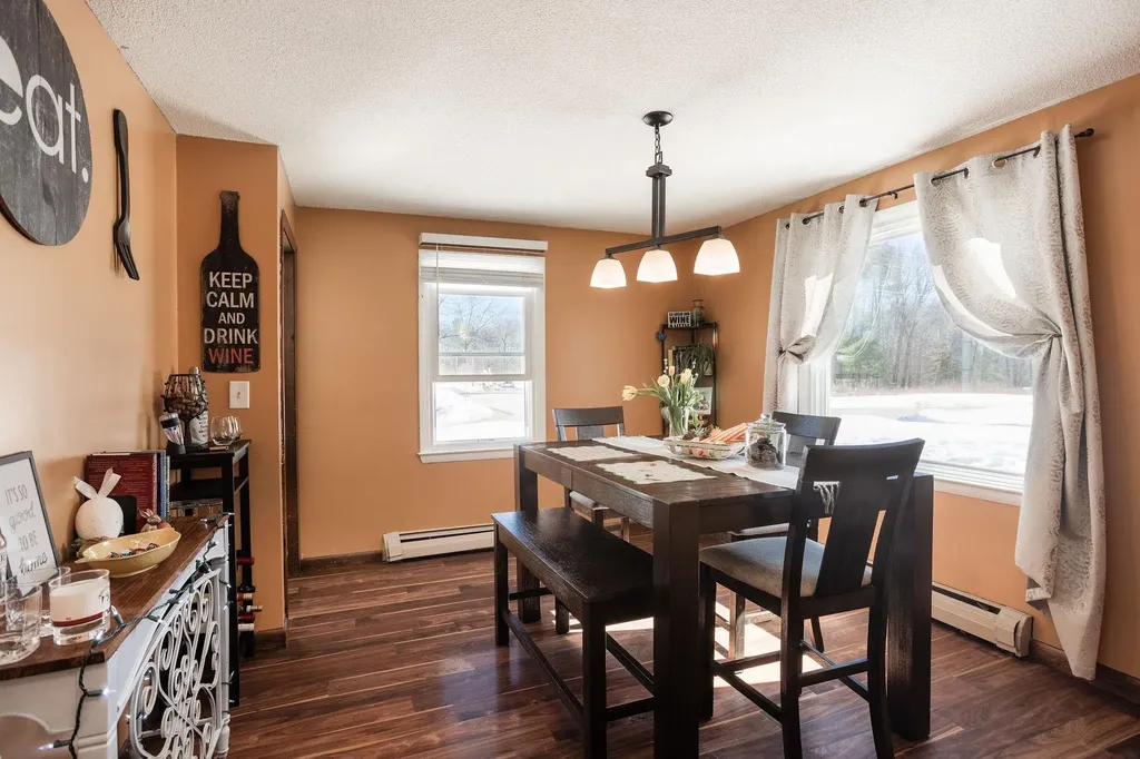 19 Pinewood Drive Somersworth NH 03878