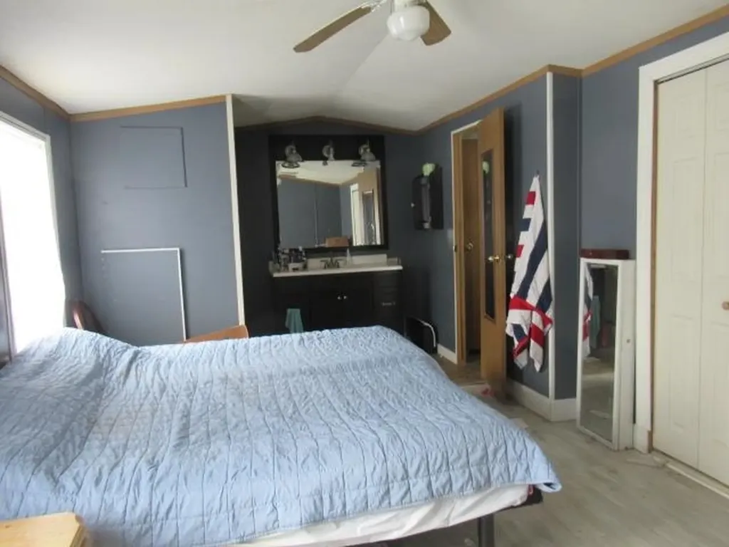 16 Fox Cross Lane Northwood NH 03261