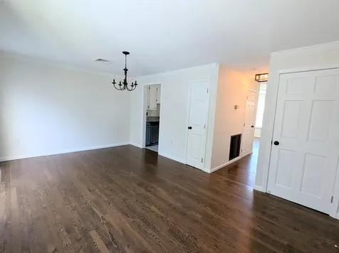 107 Franklin Street Derry NH 03038