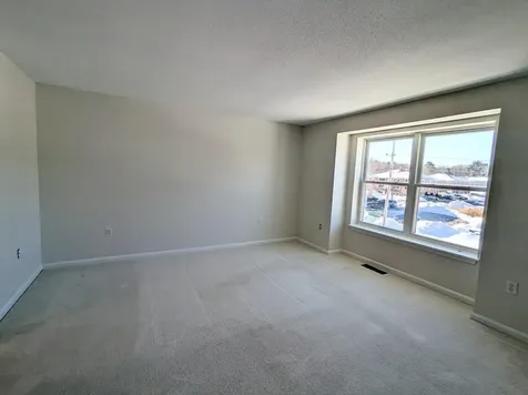 107 Franklin Street Derry NH 03038