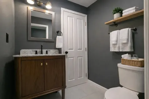 107 Franklin Street Derry NH 03038