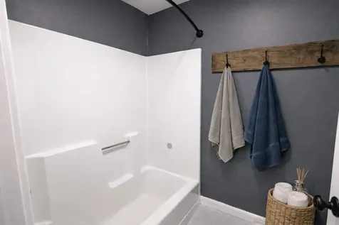 107 Franklin Street Derry NH 03038