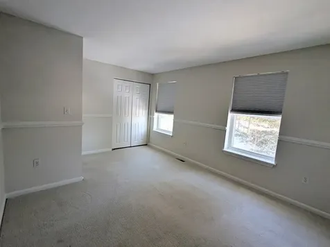 107 Franklin Street Derry NH 03038