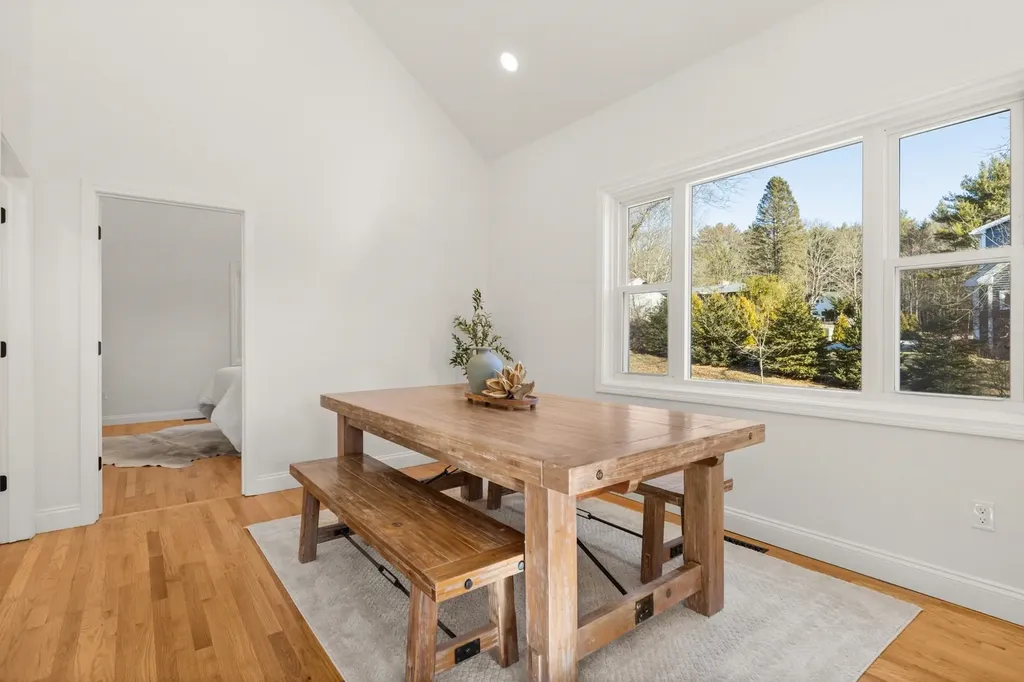 26 Moffat Street Portsmouth NH 03801