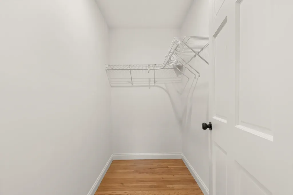 26 Moffat Street Portsmouth NH 03801