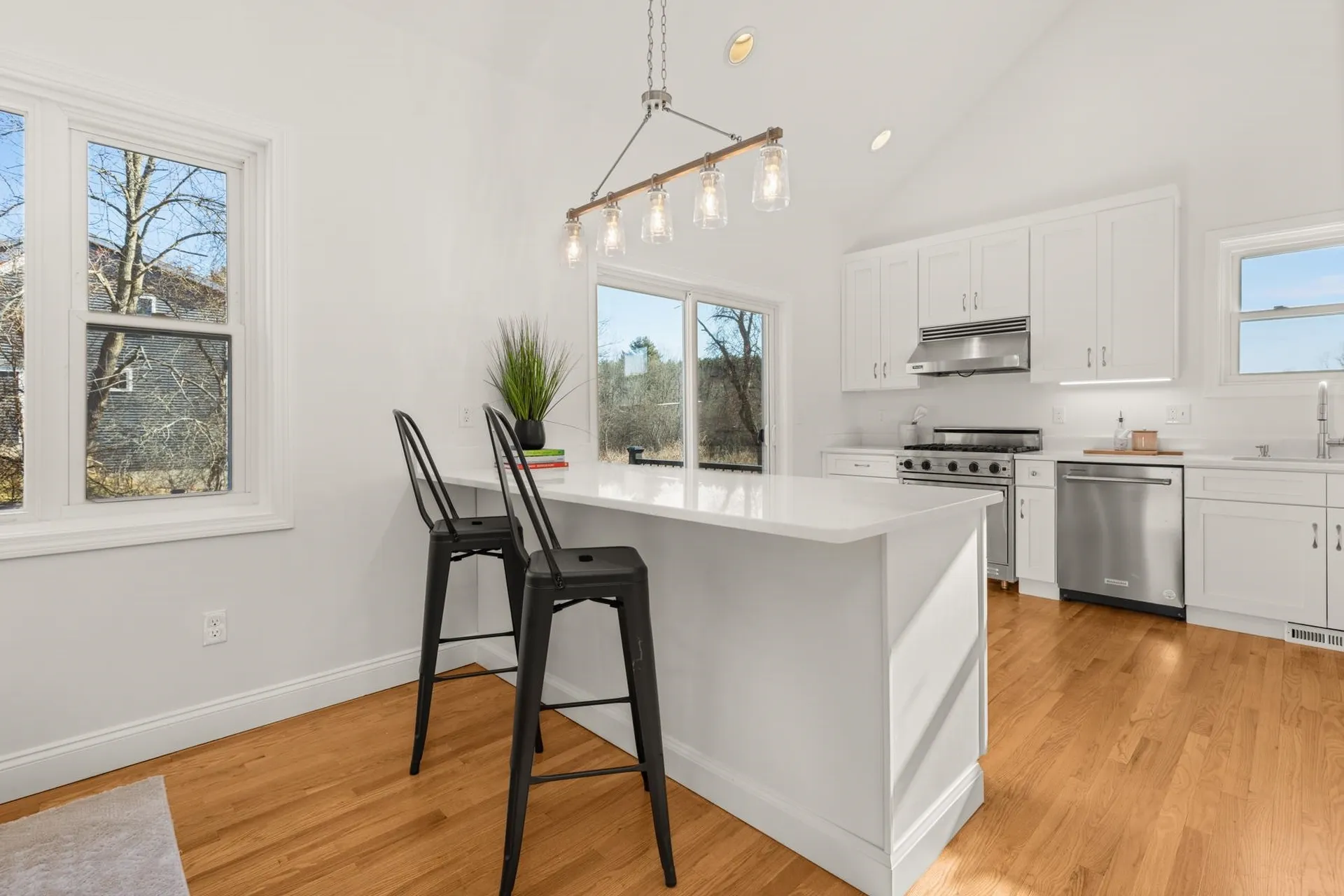 26 Moffat Street Portsmouth NH 03801