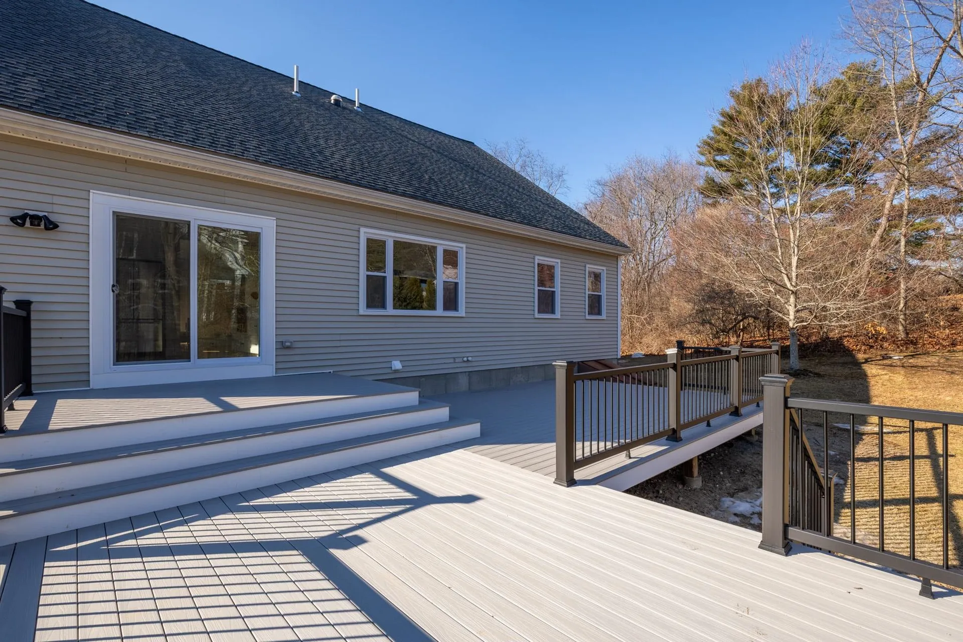 26 Moffat Street Portsmouth NH 03801