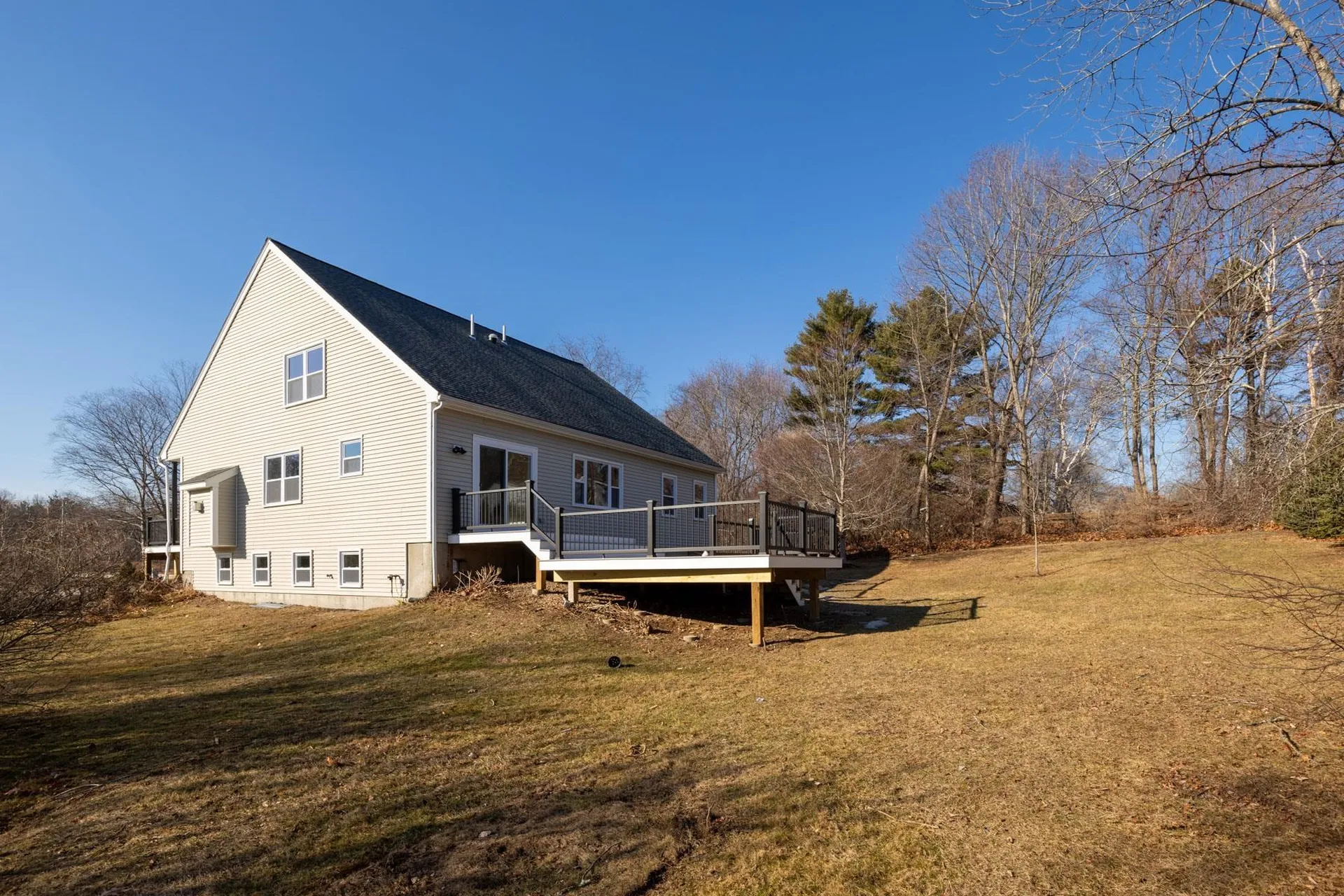 26 Moffat Street Portsmouth NH 03801