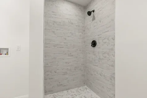 26 Moffat Street Portsmouth NH 03801