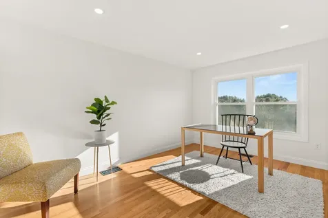 26 Moffat Street Portsmouth NH 03801