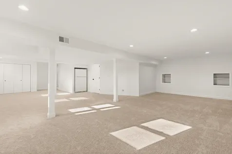 26 Moffat Street Portsmouth NH 03801