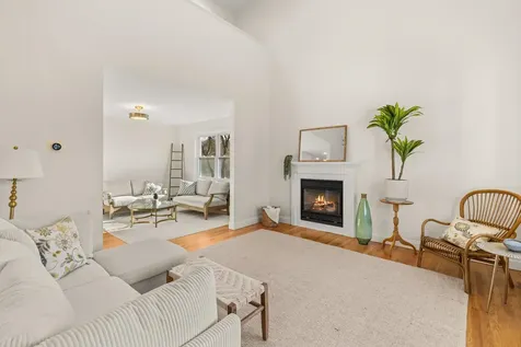 26 Moffat Street Portsmouth NH 03801