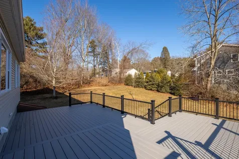 26 Moffat Street Portsmouth NH 03801