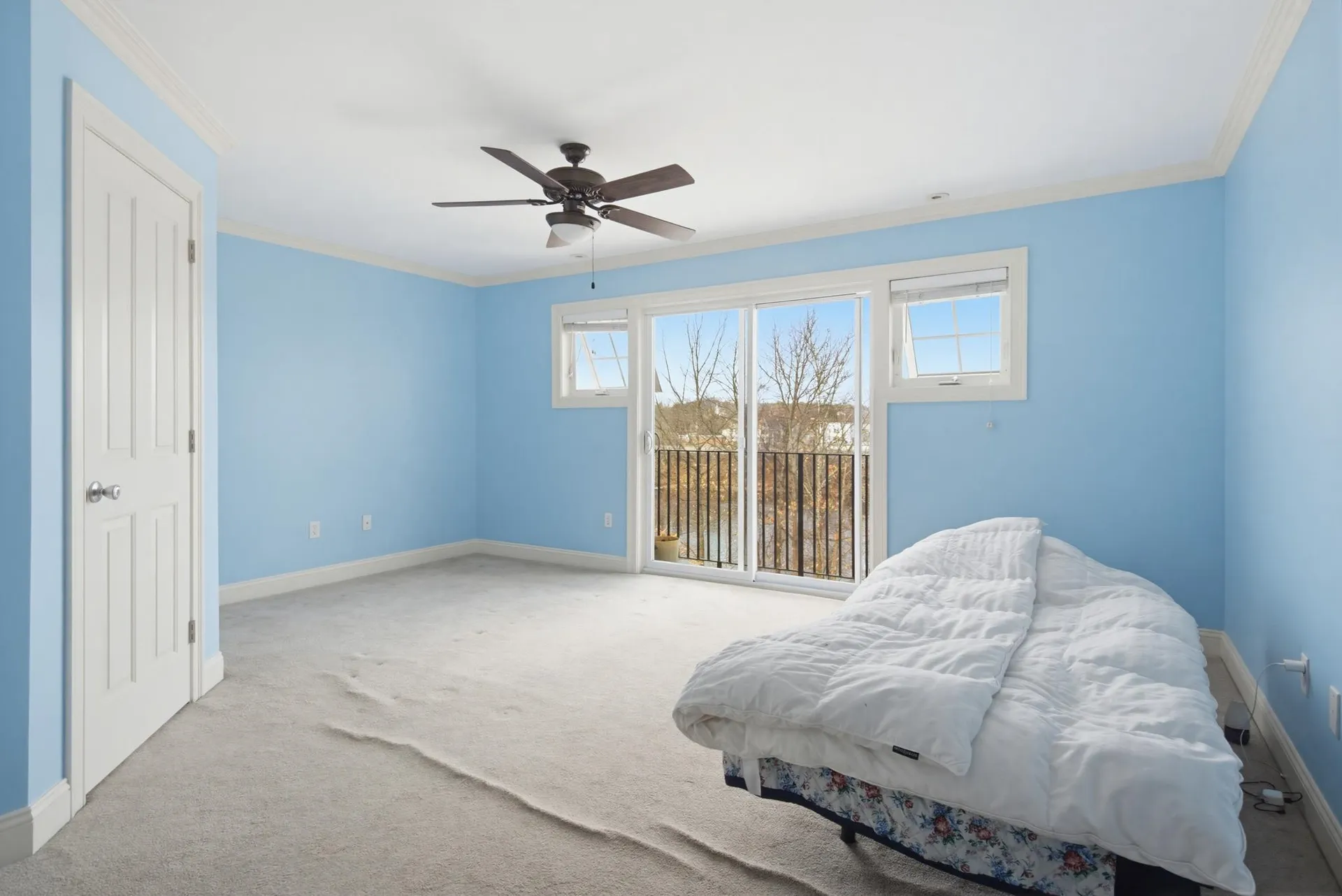 107 Riverwalk Way Manchester NH 03101