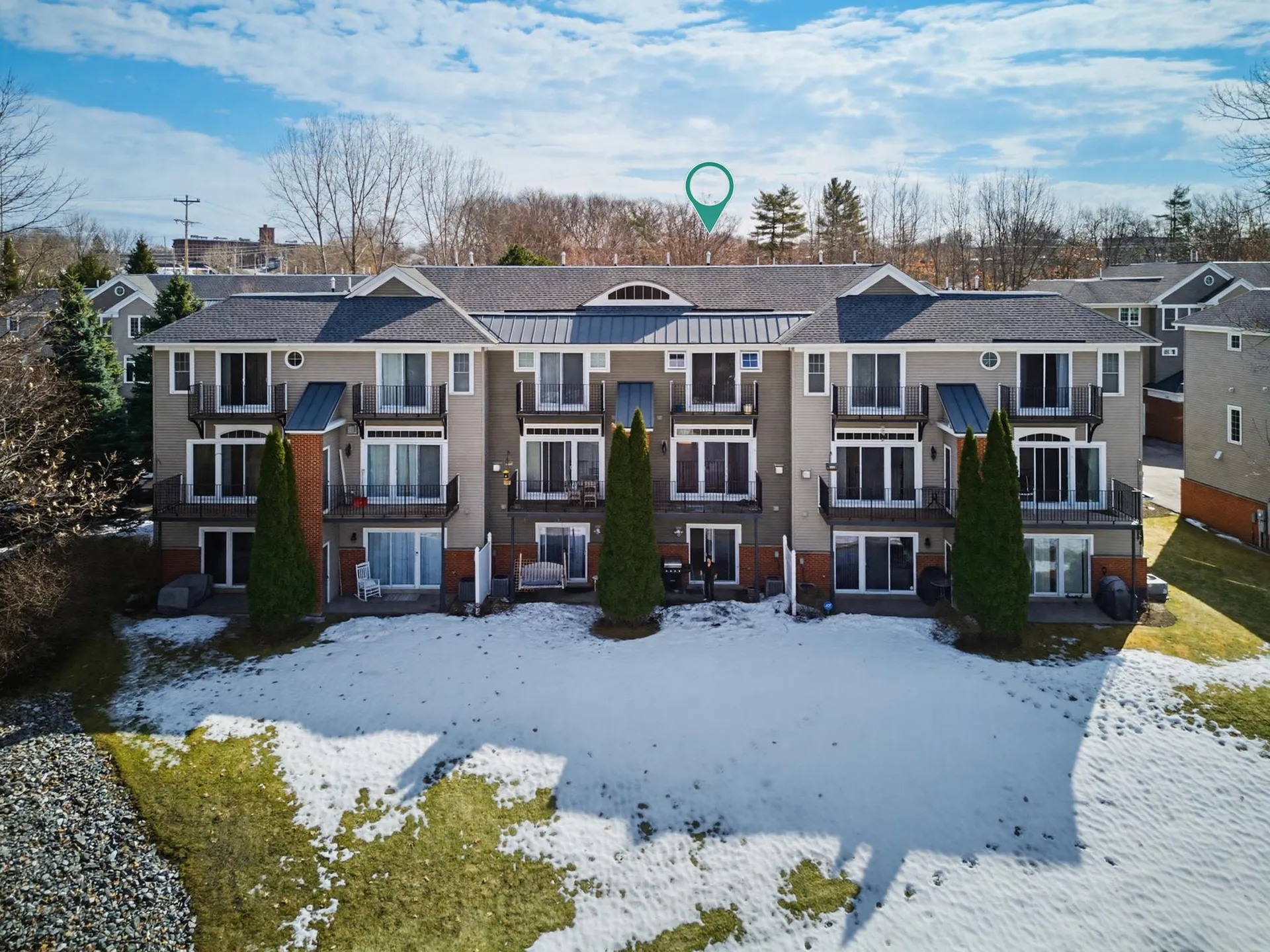 107 Riverwalk Way Manchester NH 03101