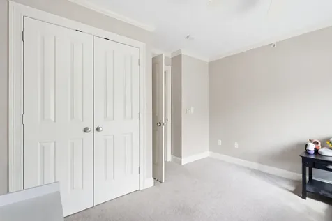 107 Riverwalk Way Manchester NH 03101