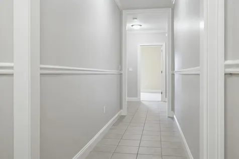 107 Riverwalk Way Manchester NH 03101