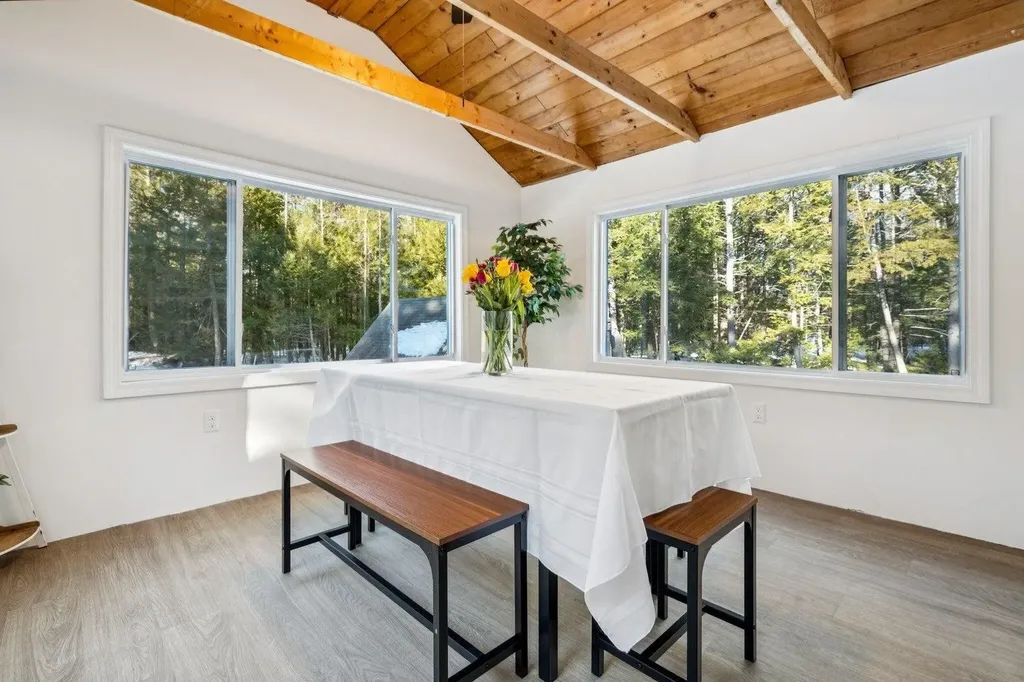 24 Pine Meadow Drive North Berwick ME 03906