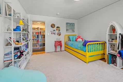 1 O'leary Avenue Hanover NH 03755