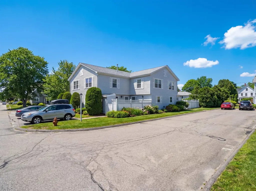 16 Springfield Estates Rochester NH 03867