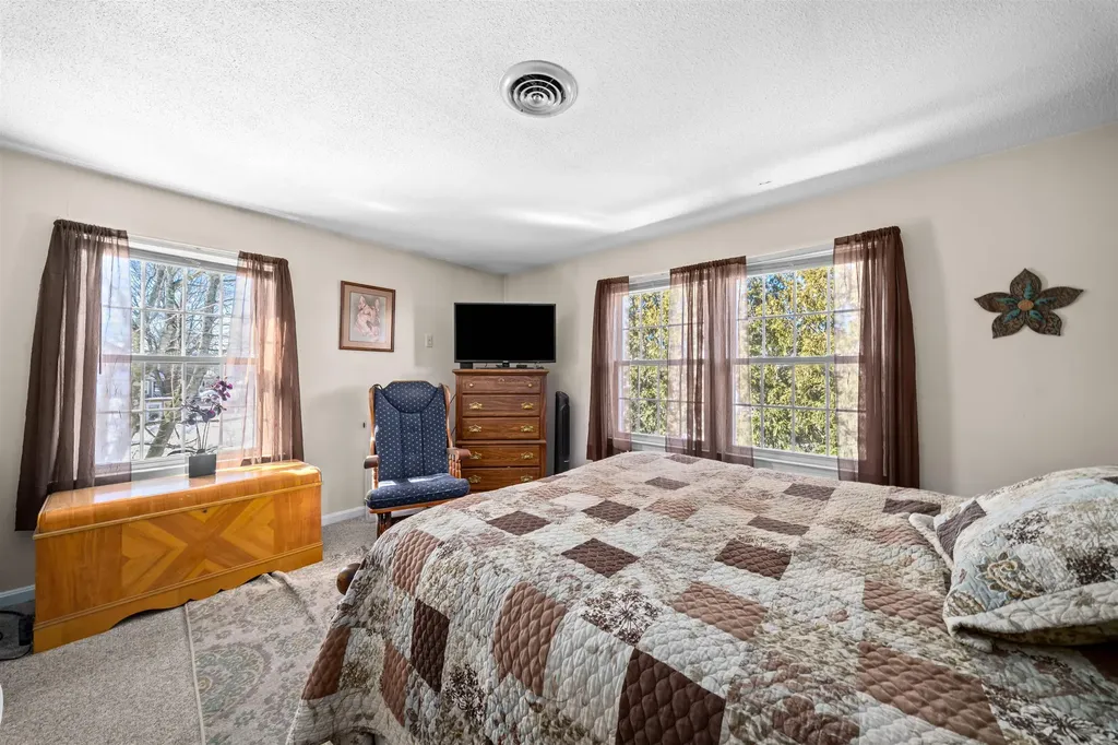 16 Springfield Estates Rochester NH 03867