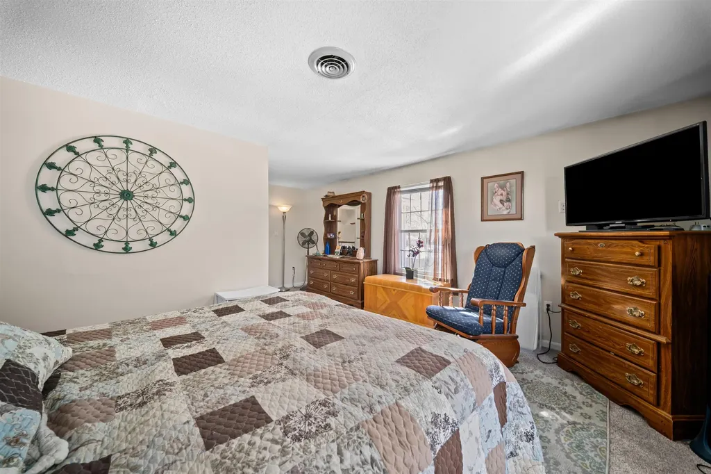 16 Springfield Estates Rochester NH 03867