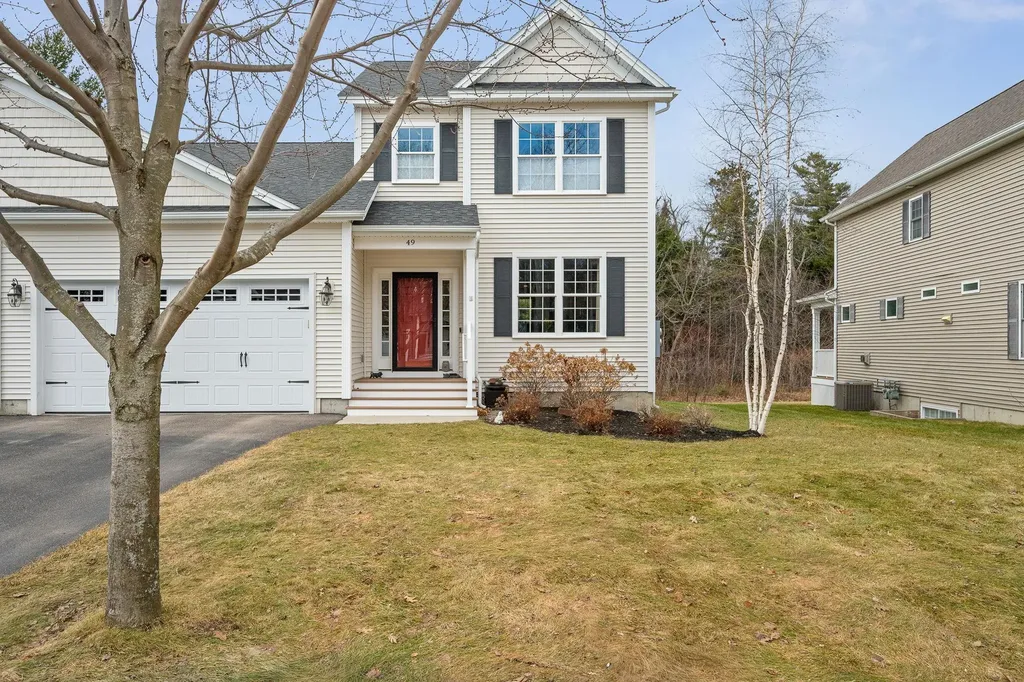 49 Waterlefe Way Colchester VT 05446