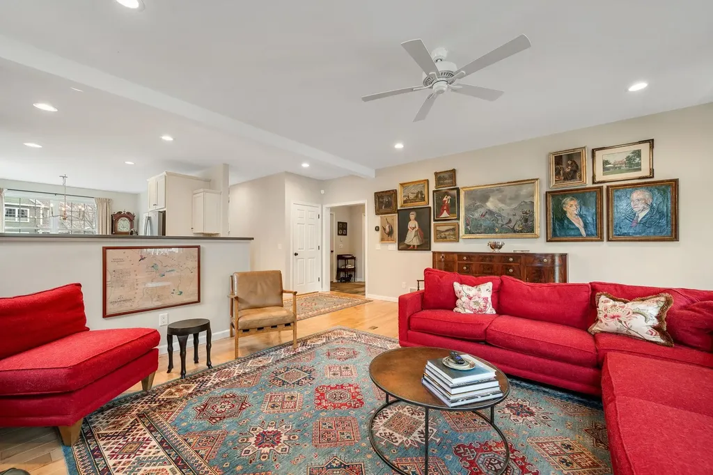 49 Waterlefe Way Colchester VT 05446