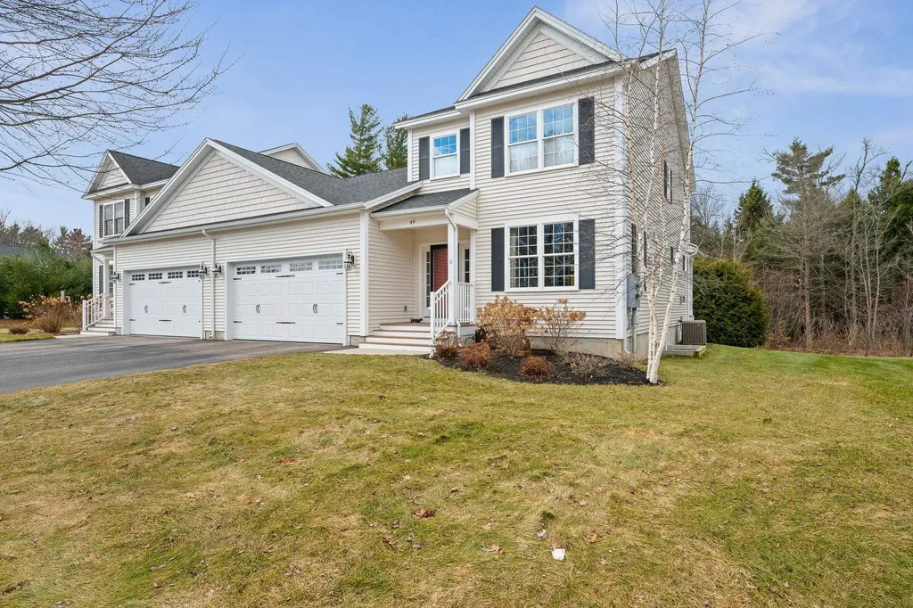49 Waterlefe Way Colchester VT 05446