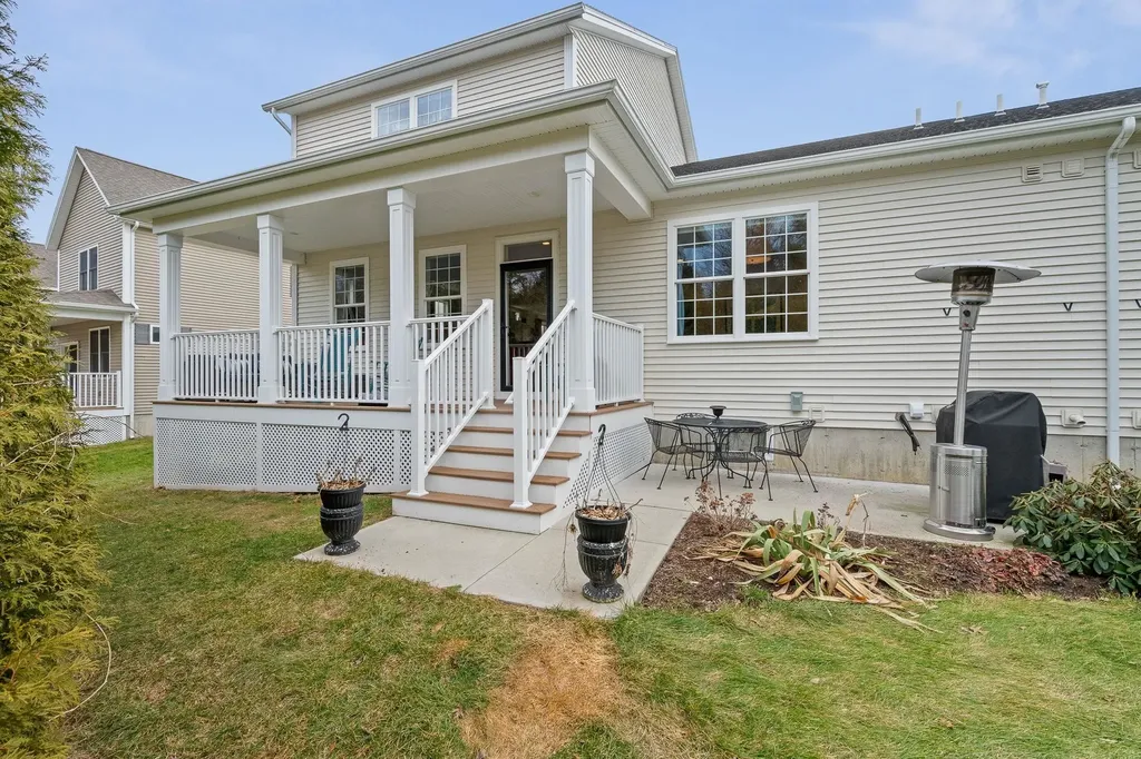 49 Waterlefe Way Colchester VT 05446