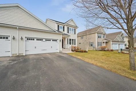 49 Waterlefe Way Colchester VT 05446