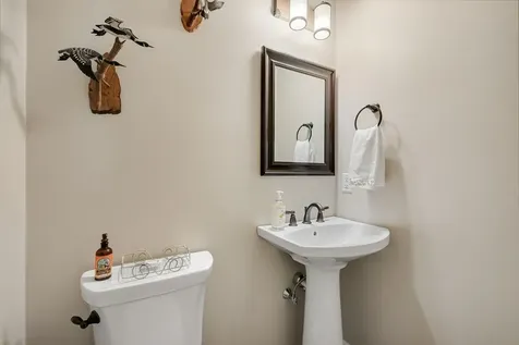 49 Waterlefe Way Colchester VT 05446
