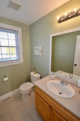 45 Currier Road Pelham NH 03076