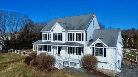 45 Currier Road Pelham NH 03076