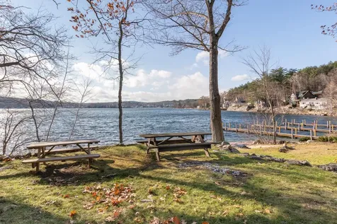 8 Oak Knoll Road Meredith NH 03253