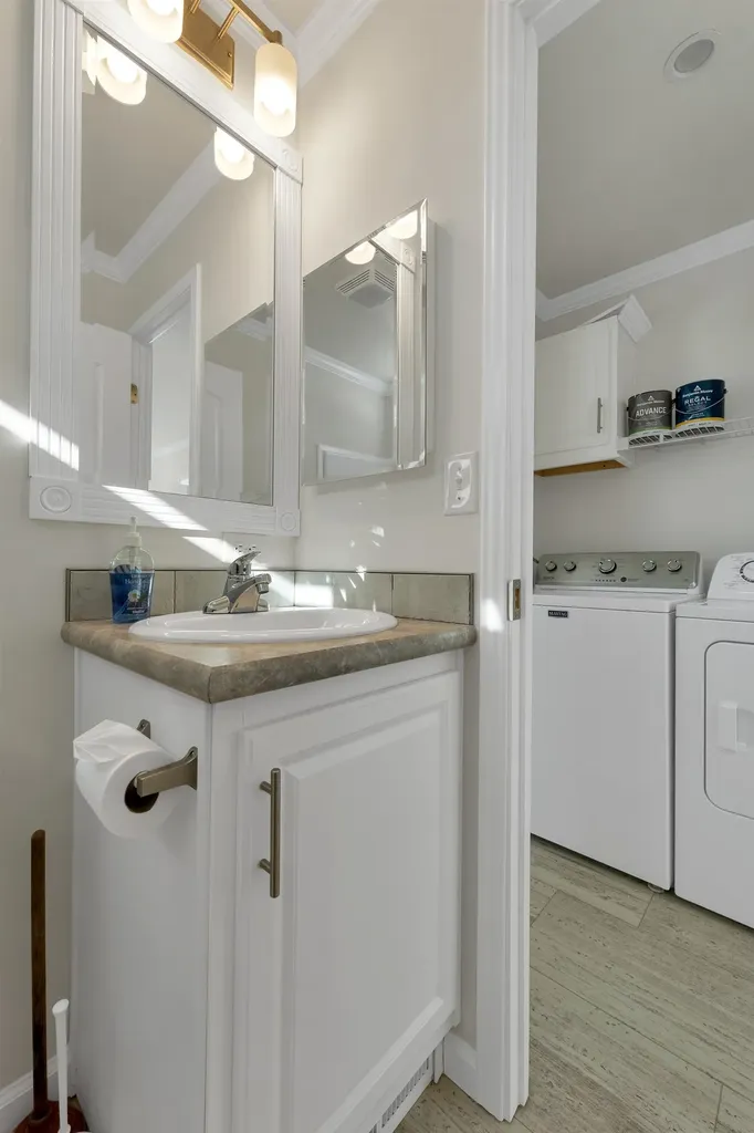 41 Hayes Mobile Home Park Exeter NH 03833