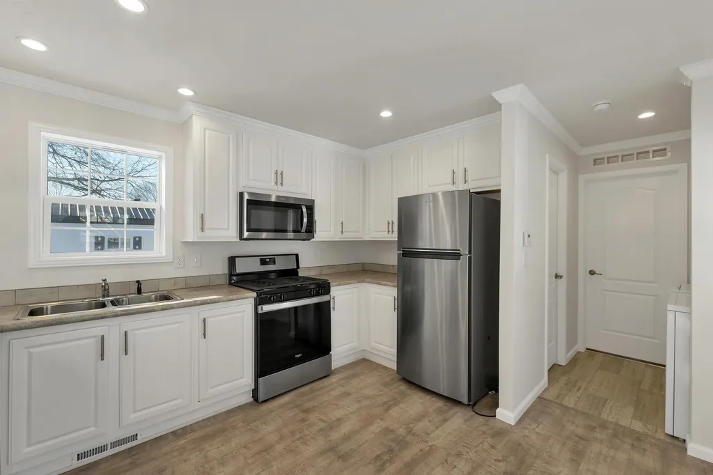 41 Hayes Mobile Home Park Exeter NH 03833