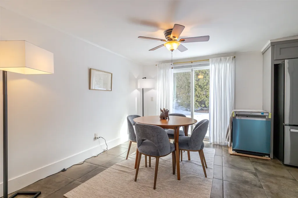 22 Indian Ridge Road Hopkinton NH 03229