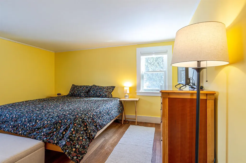 22 Indian Ridge Road Hopkinton NH 03229