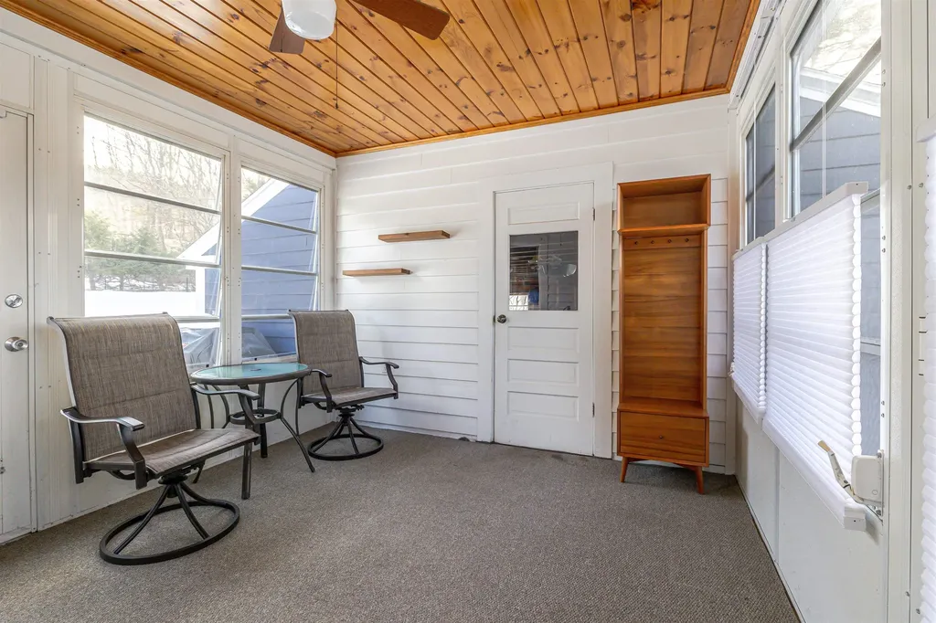 22 Indian Ridge Road Hopkinton NH 03229