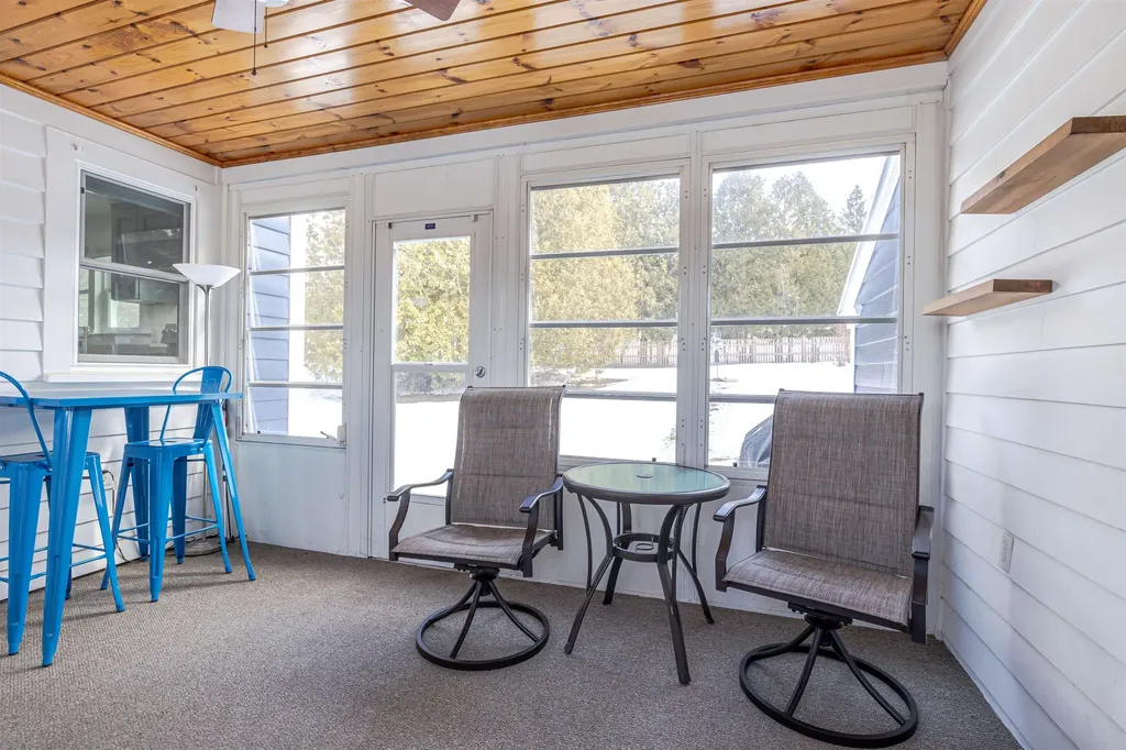22 Indian Ridge Road Hopkinton NH 03229