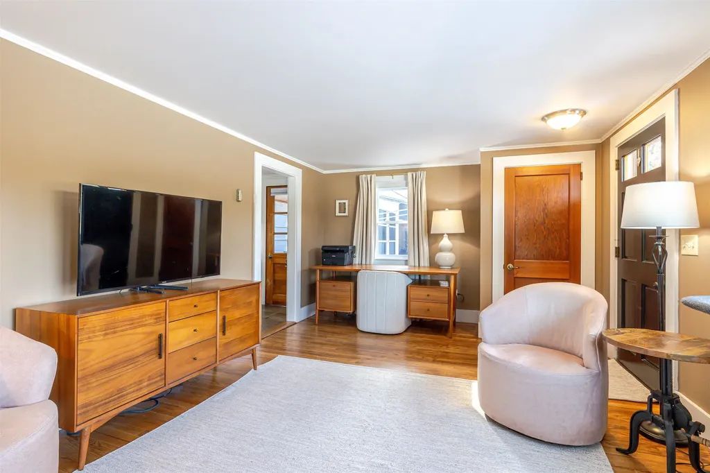 22 Indian Ridge Road Hopkinton NH 03229