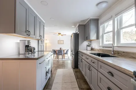 22 Indian Ridge Road Hopkinton NH 03229