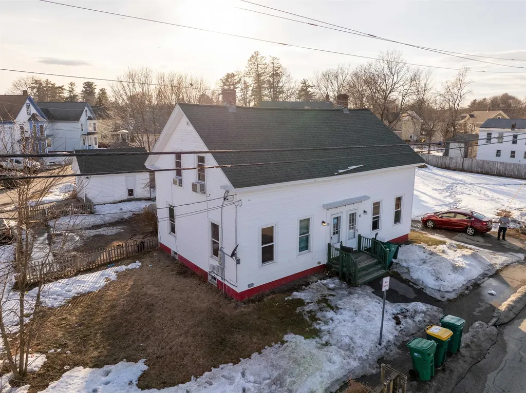 17-19 Upham Street Rochester NH 03867