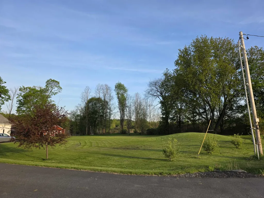 896 East Road Colchester VT 05446