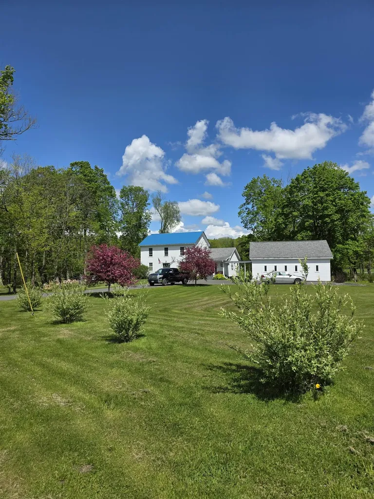896 East Road Colchester VT 05446
