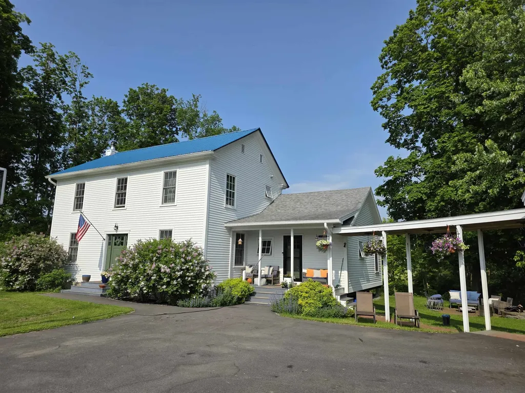896 East Road Colchester VT 05446